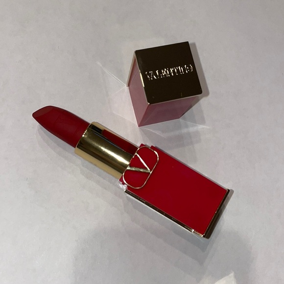 VALENTINO - Picture 3 of 4